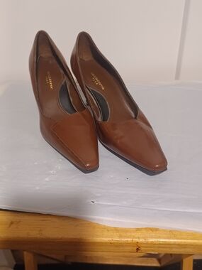 Liz Claiborne Cognac Pointed-Toe Leather Flats